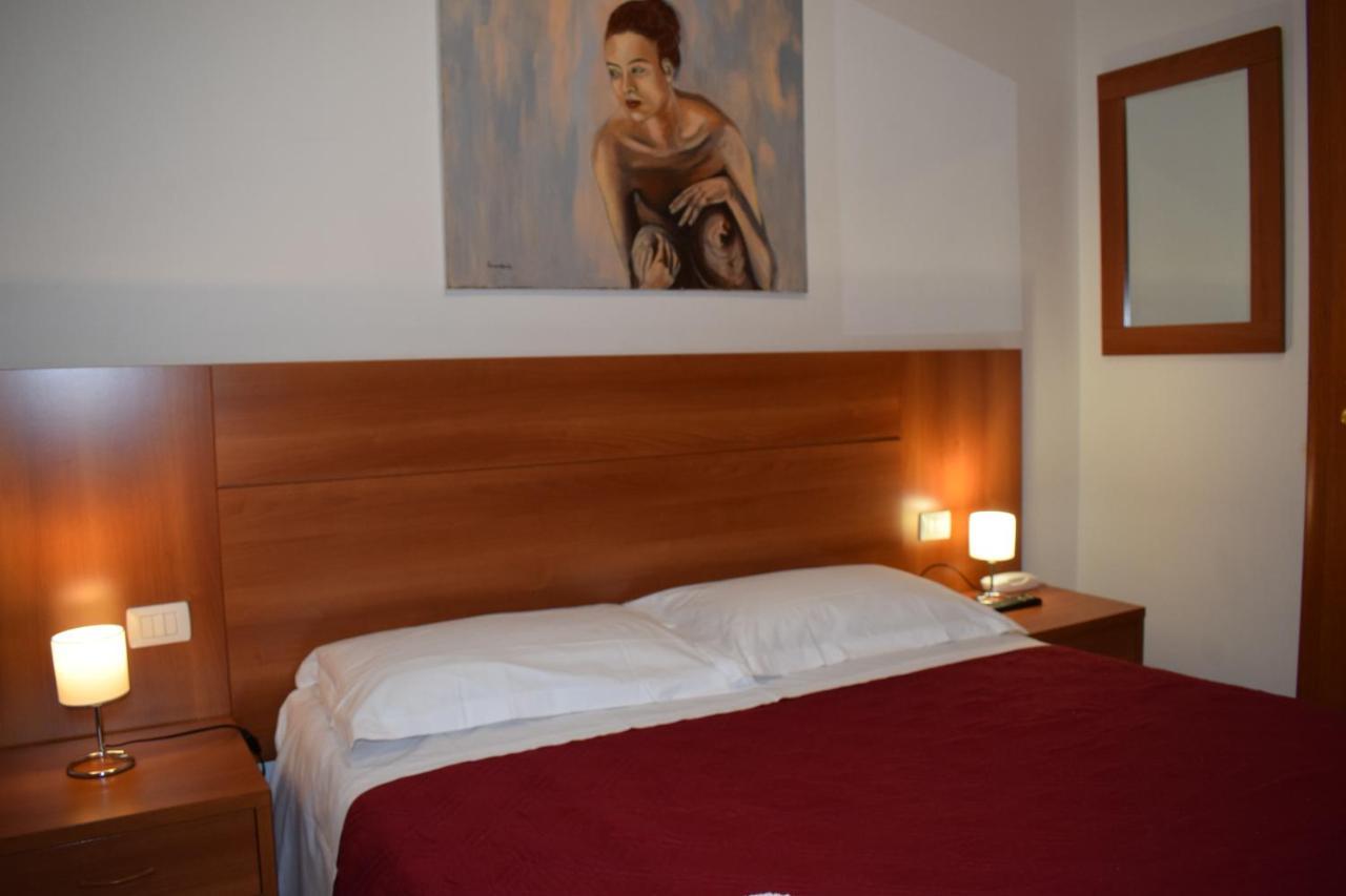 Hotel Dalmazia Florence Exterior photo